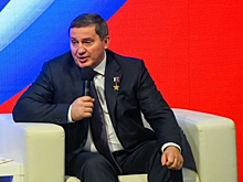 Эксперты поставили Андрея Бочарова в пример другим политикам