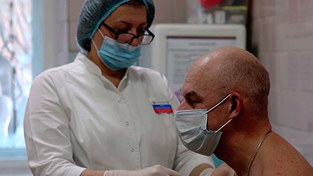 «Спутник V» против коронавируса: как в регионах России проходит вакцинация населения