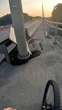 Отремонтированный путепровод Юбилейный в Костроме уже успел снова сломаться