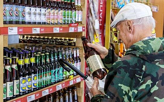В Петербурге в два раза чаще стали штрафовать нелегальных продавцов алкоголя