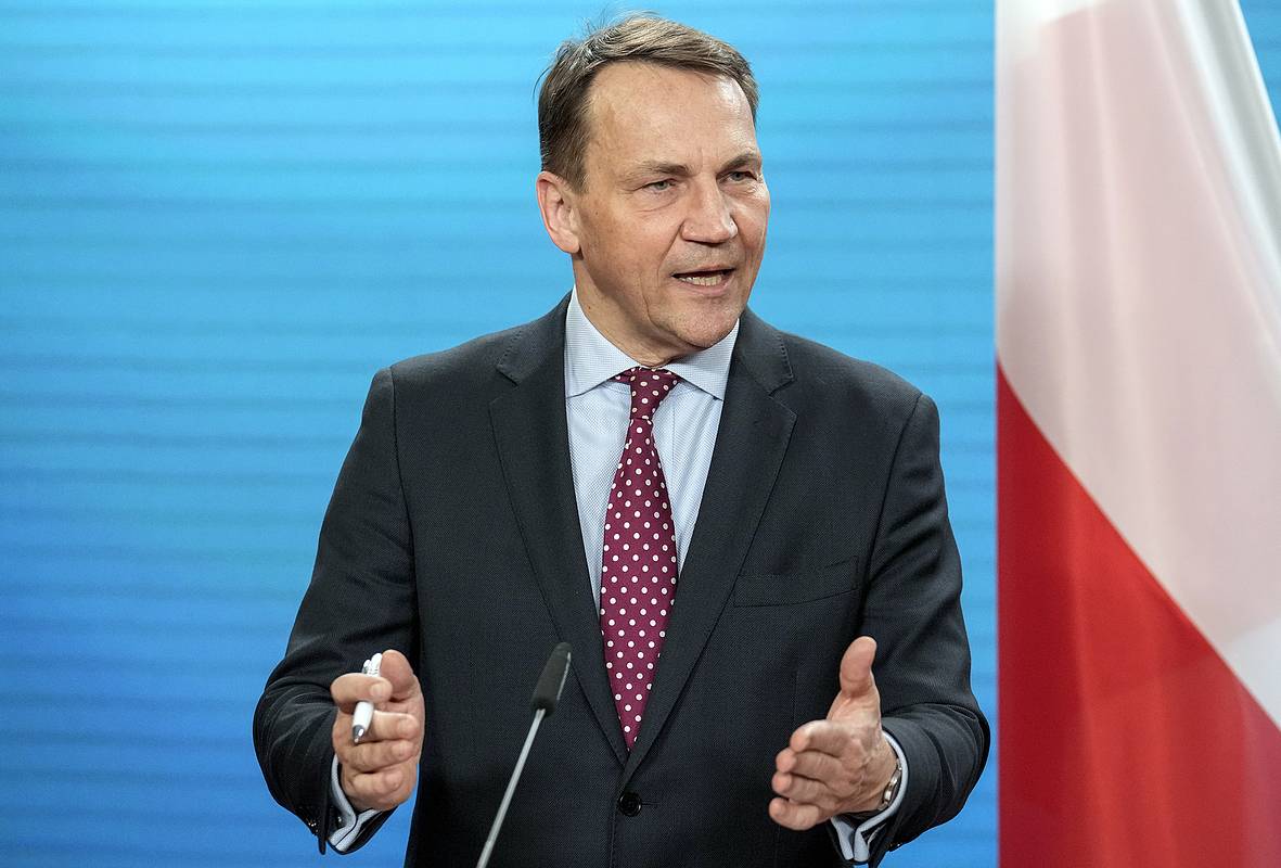 Глава МИД Польши призвал создать тяжелую бригаду ЕС
