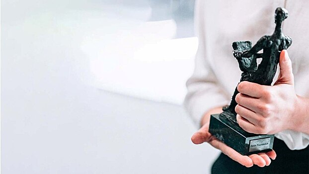 Объявлены шорт-листы премий «Просветитель» и «Просветитель.Перевод»