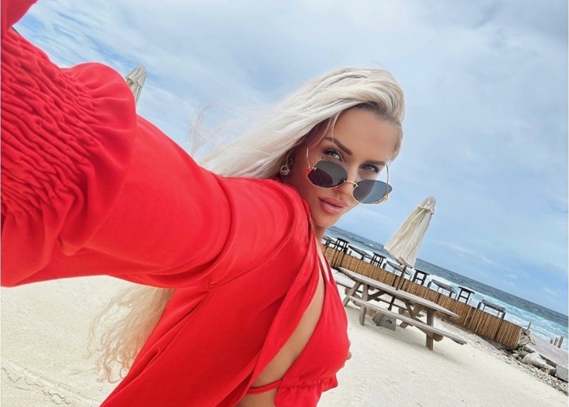 Дьявол в меня вселился, убей меня: бывший муж угрожает Миссис России Наталье Оскар