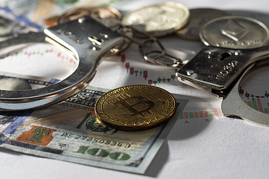 Криптоинвесторов уведомили об обвале NFT и мемкоинов