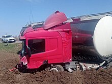 В ДТП с грузовиком на трассе в Татарстане погибли два человека