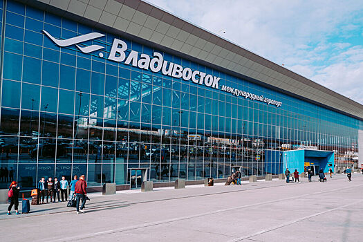 Россиянин «заминировал» аэропорт, чтобы удержать работавших на него мигрантов