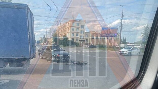 На Шуисте велосипедист попал под колеса автомобиля