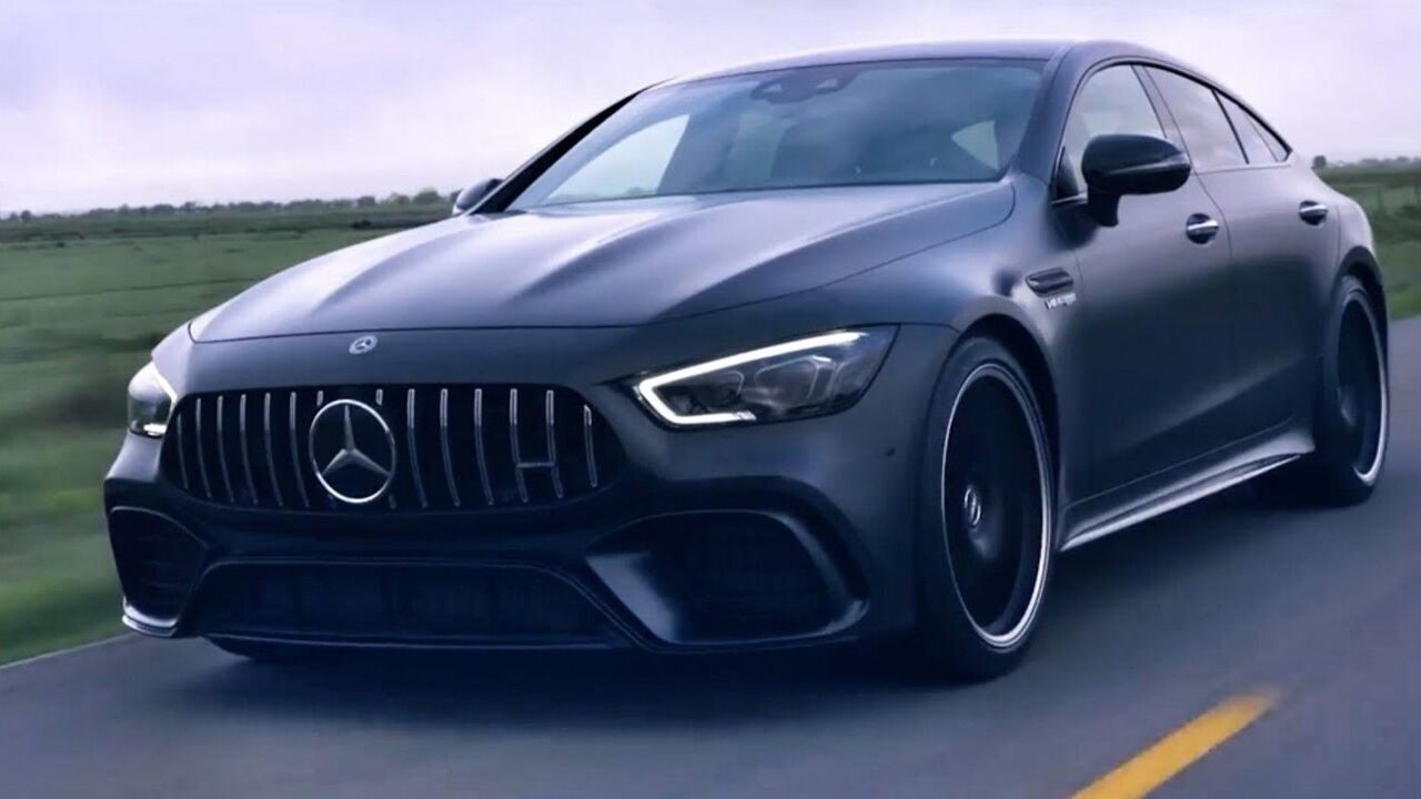 Блогер из России сжег Mercedes-AMG GT 63 S после отказа производителя в  ремонте - Рамблер/авто