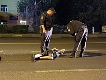 Бросился под колёса: в Ярославле пешехода скрутили посреди дороги