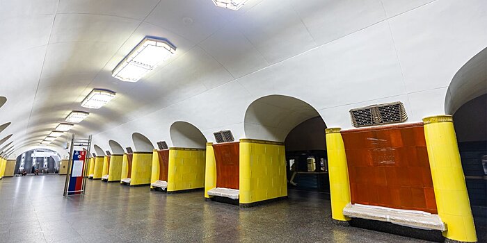 Новые турникеты были установлены на станции метро «Рижская»