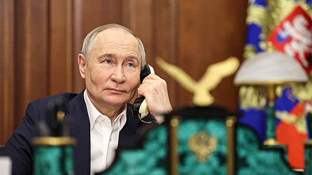 Великобритания захотела тайный канал связи с Путиным