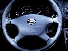 Toyota показала первые фото нового спортивного хэтчбека Toyota GR Corolla для рынка США