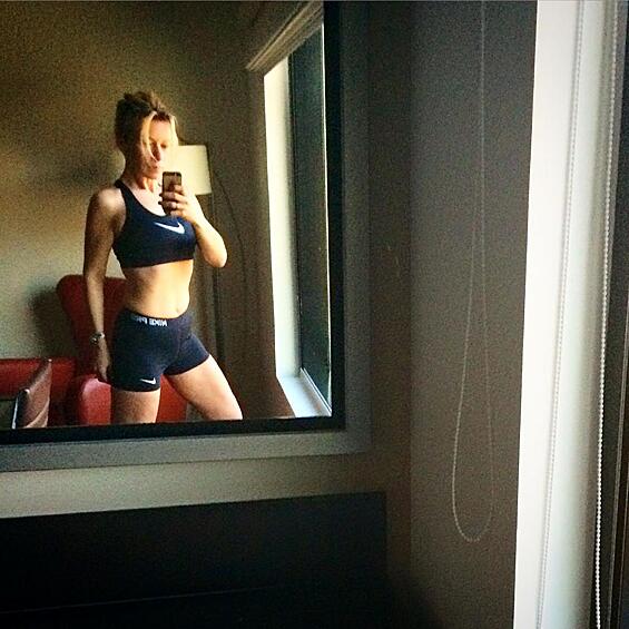 Большим интересом подписчиков Захаровой пользуются фотографии из зарубежных поездок, которые она снабжает познавательными комментариями