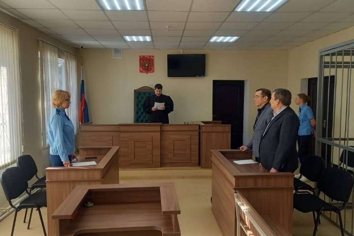 Восемь лет «строгача»: свердловскому экс-мэру вынесли приговор