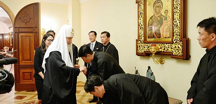 Хабаровских семинаристов из КНДР рукоположил в священники патриарх