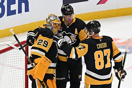 «Рад, что разделил этот момент с ними». Флёри — об объятиях с Кросби, Малкиным и Летангом