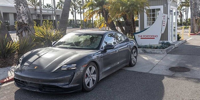 Электрический Porsche Taycan пересек США за 44 часа