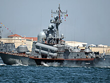 Украина направила буксир к своему терпящему бедствие судну в Черном море