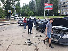 Пожилой мужчин ранен из-за столкновения 2-х авто в Саратове