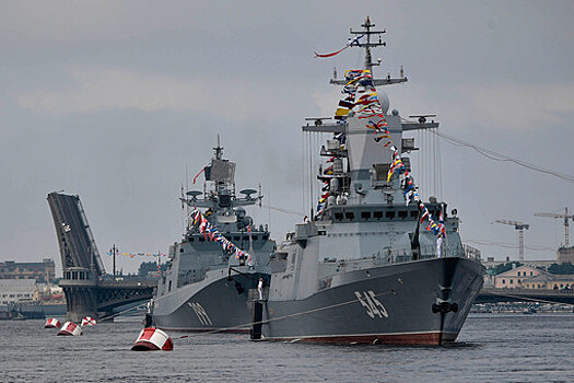 Контр-адмирал Кочемазов назвал фейком сообщения о подрыве катера и гибели военных РФ у Мариуполя