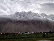 В Аргентине ввели оранжевый уровень опасности из-за шторма