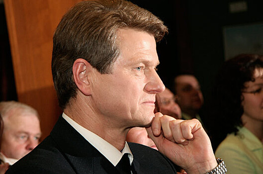 Экс-президента Литвы Роландаса Паксаса приговорили к трём годам условно