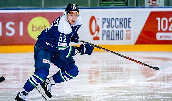 Лекомцев с зарплатой 800 тысяч рублей в месяц – самый высокооплачиваемый хоккеист в ВХЛ