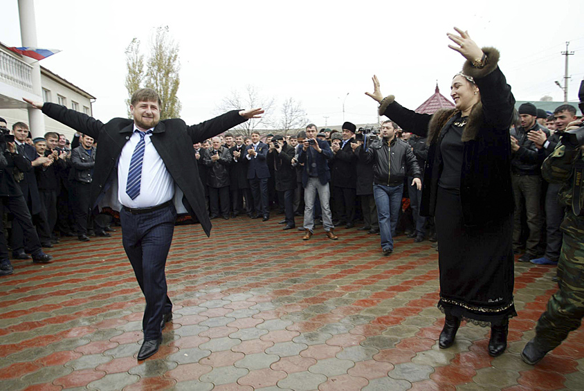 Глава Чечни Рамзан Кадыров танцует, 2007 год