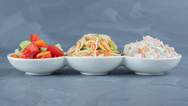 Три сытных салата от Юлии Высоцкой: с пастой, киноа и картофелем