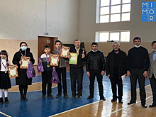 Школьники Акушинского района соревновались по шахматам