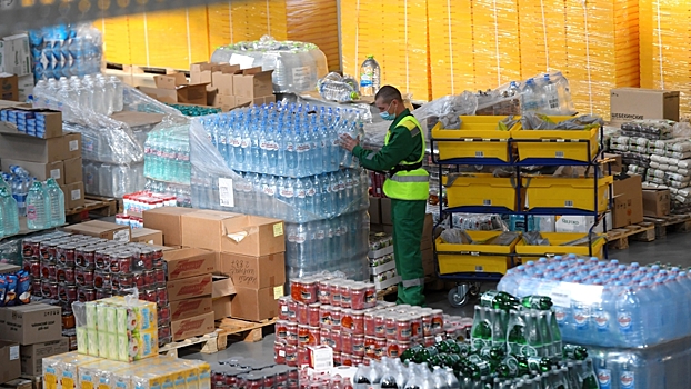 Роспотребнадзор приостановил продажу отдельных партий воды «Джермук»