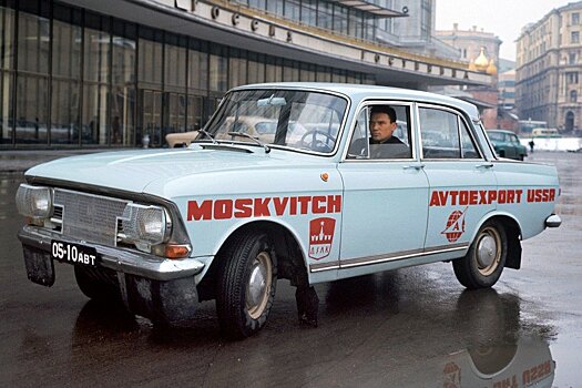 В Берлине нашли заброшенный автосервис с советскими "Москвичами"