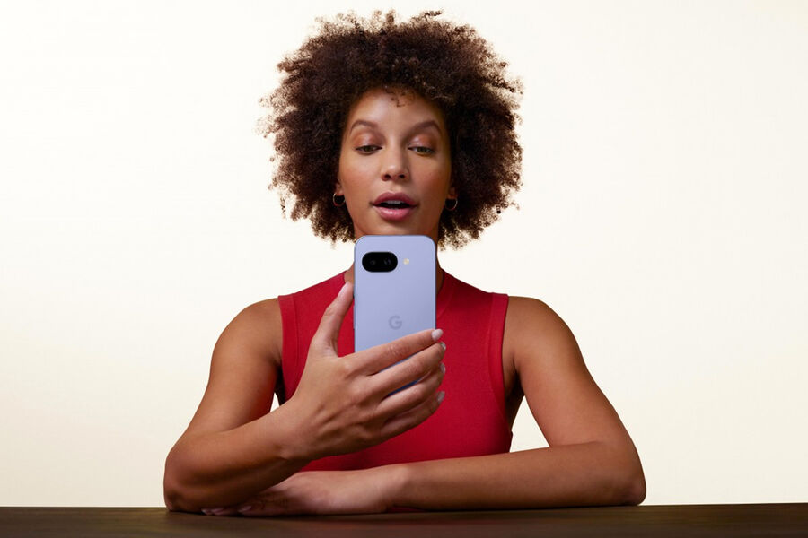 Дешевый смартфон Google Pixel оказался лучше флагманского и дорогого Samsung