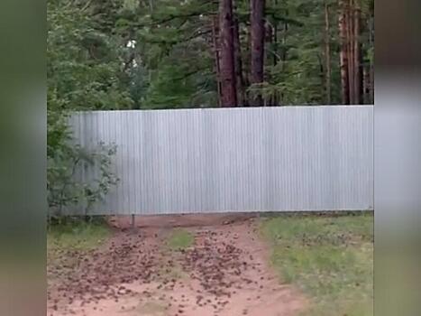 Жители СНТ в Чите перегородили заборами проезжие части