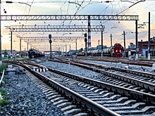 В страшном ДТП с «Газелью» и грузовым поездом погиб уехавший на вахту омич