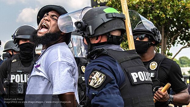 Одним из вандалов Black Lives Matter оказалась дочь белых миллионеров