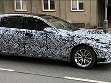 Новый Mercedes S-Class заметили на улицах Праги