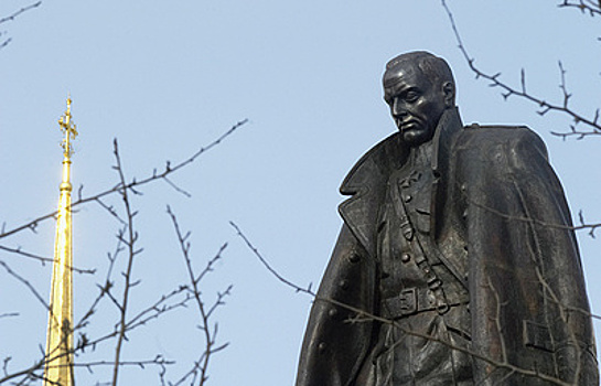 Адвокат через суд потребовал сноса памятника адмиралу Колчаку в Иркутске