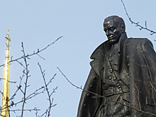 Адвокат через суд потребовал сноса памятника адмиралу Колчаку в Иркутске