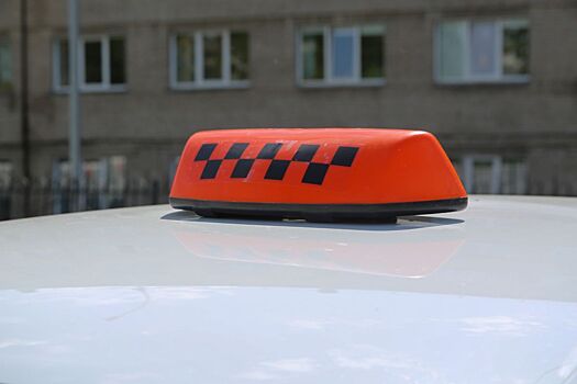 Новосибирские чиновники пересядут на такси для поимки нарушителей