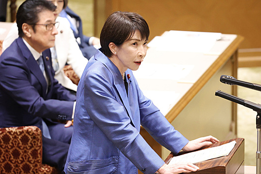 Япония при Санаэ Такаити: конец пацифистской легенды