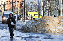 Мусор, гололед и уголовные дела на акционистов. Что происходит в Петербурге?