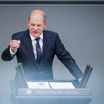 Шольц заявил, что Евросоюз согласует выделение €50 млрд Украине