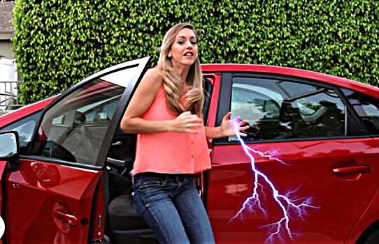 Почему автомобиль бьется током и как это исправить