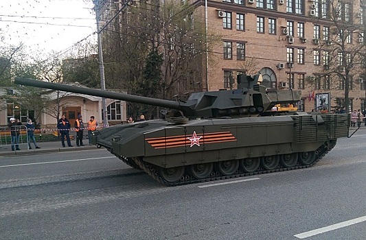 Чем российский танк «Армата» лучше американского «Абрамса»