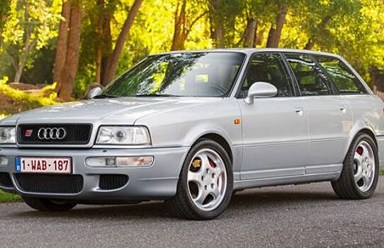 На онлайн-аукционе появился «заряженный» Audi RS2 Avant из 90-х