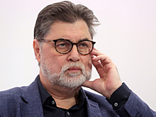 Ректора "Шанинки" Зуева из-за ошибки конвоиров увезли в СИЗО без сумки с вещами