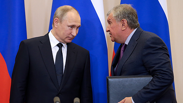 «Падение рубля организовано окружением Путина»: политик заявил о «перевороте в России»