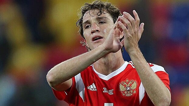 Марио Фернандес объявил о завершении карьеры. Защитник побеждал в РПЛ с ЦСКА и «Зенитом» и дошел до четвертьфинала ЧМ-2018 со сборной России