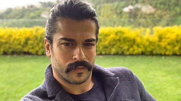 Бурак Озчивит возглавил рейтинг самых красивых турецких актеров